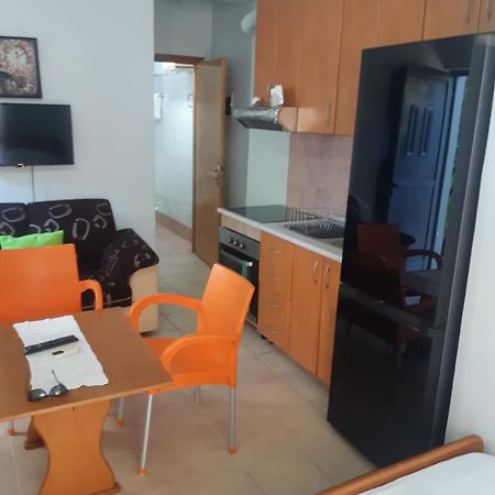 Mohito Beach Apartment 5 Sarandë Exterior foto